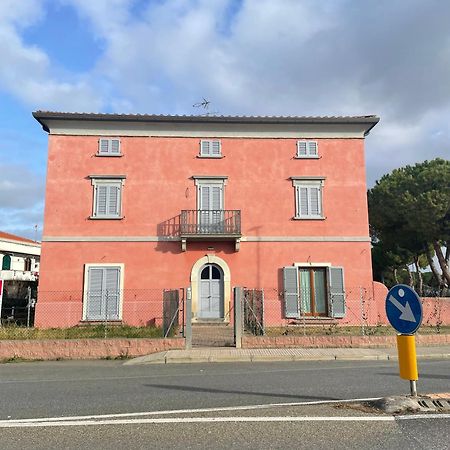 Casa Vacanze Le Due Torri Вада Экстерьер фото